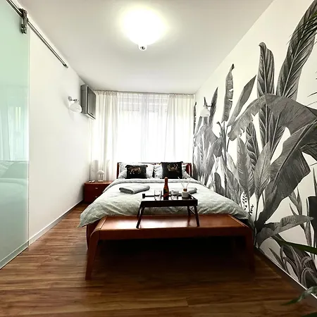 Laciarska ~ 200m Main Square ~ Self Check-in 20h * 브로츠와프